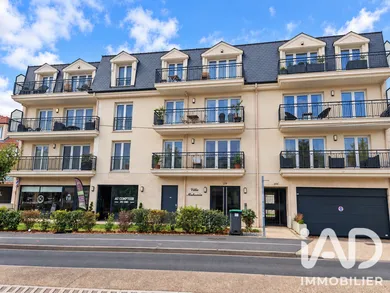 Appartement à Sainte-Geneviève-des-Bois (91700)