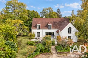 House in Chatou (78400)