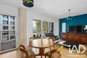 Apartment in Paris (75013)