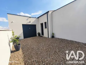 Architectural house in Niort (79000)