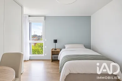 Studio à Saint-Ouen-sur-Seine (93400)