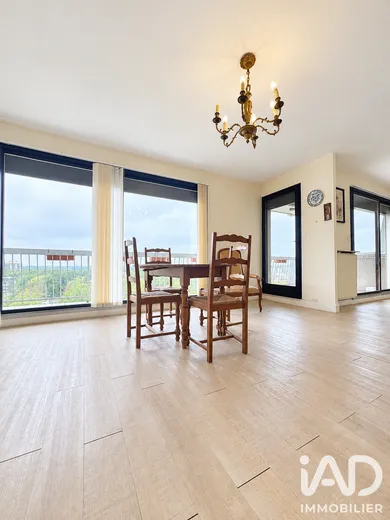 Apartment in Tremblay-en-France (93290)