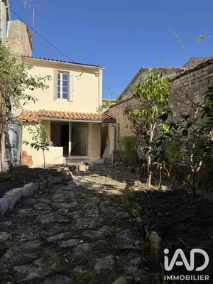 House in Mauzé-sur-le-Mignon (79210)