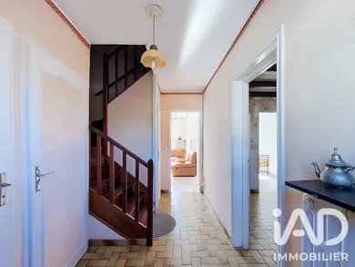 Maison à Combs-la-Ville (77380)