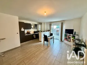 Apartment in Bègles (33130)