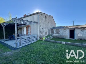 Maison à Vieillevigne (44116)