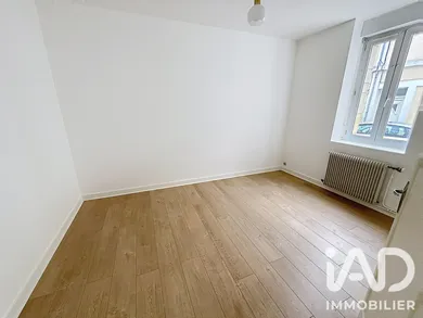 Appartement à Châtellerault (86100)