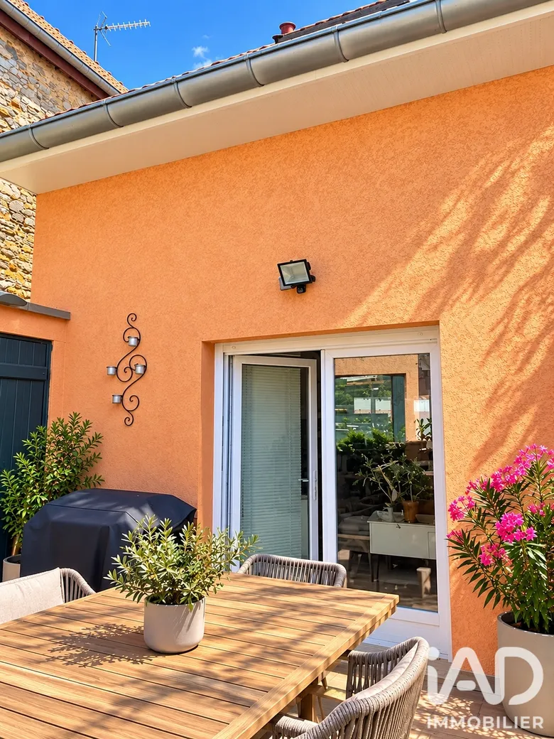 Maison 4 pièces 78 m² · à Sampans · 78 m² · 169 000 €