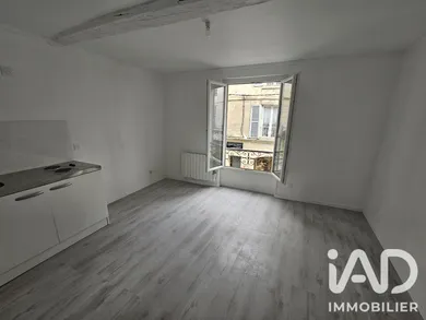 Immeuble à Château-Thierry (02400)