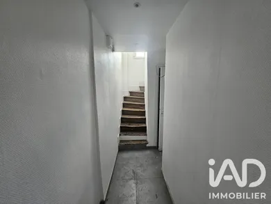 Immeuble à Château-Thierry (02400)