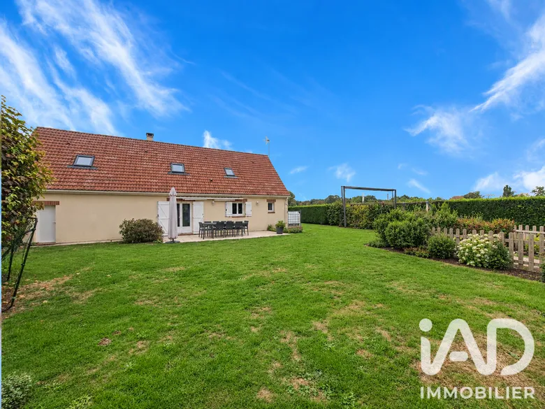 Maison 6 pièces 130 m² · à Brémontier-Merval · 130 m² · 230 000 €