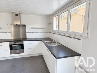 Immeuble à Suresnes (92150)