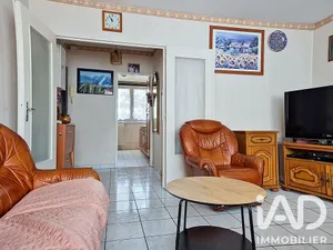 Apartment in Épinay-sur-Seine (93800)