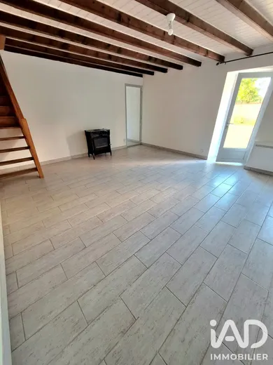 Maison à Essarts-en-Bocage (85140)