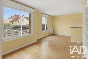 Apartment in Nantes (44100)