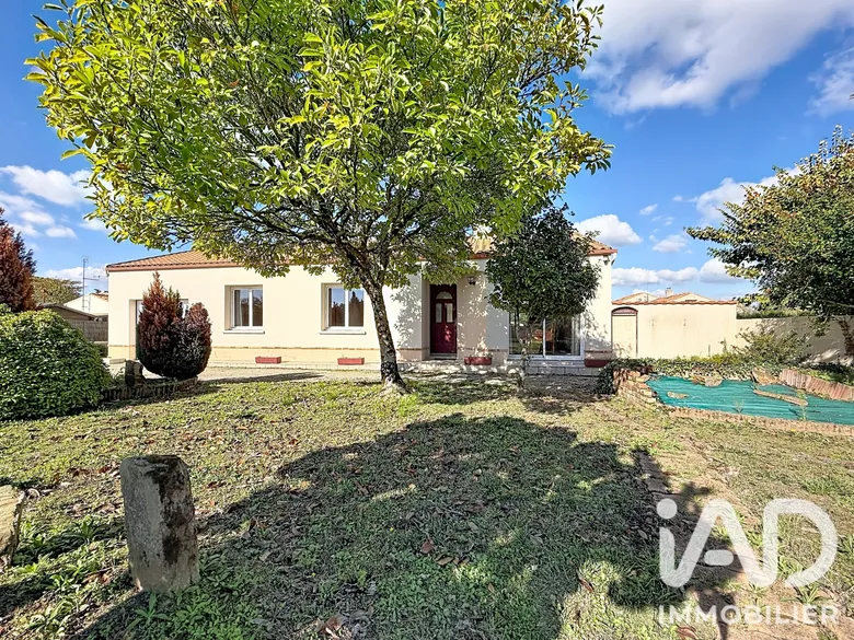 Maison 5 pièces 99 m² · à Port-Saint-Père · 99 m² · 291 500 €