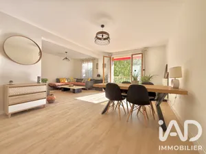Apartment in Aix-en-Provence (13090)
