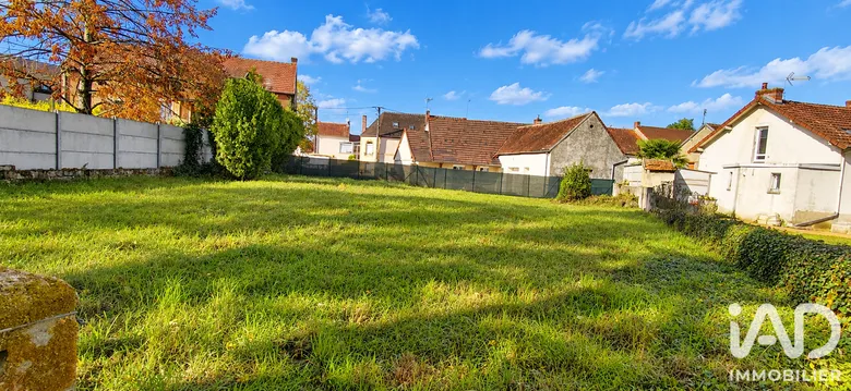 Terrain 408 m² · à Domérat · 18 000 €