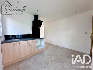 Appartement à Six-Fours-les-Plages (83140)