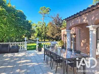 Maison traditionnelle à Nans-les-Pins (83860)