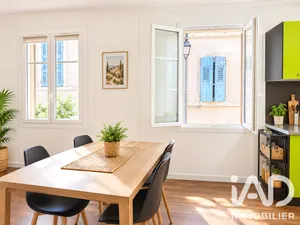 Apartment in Aix-en-Provence (13100)