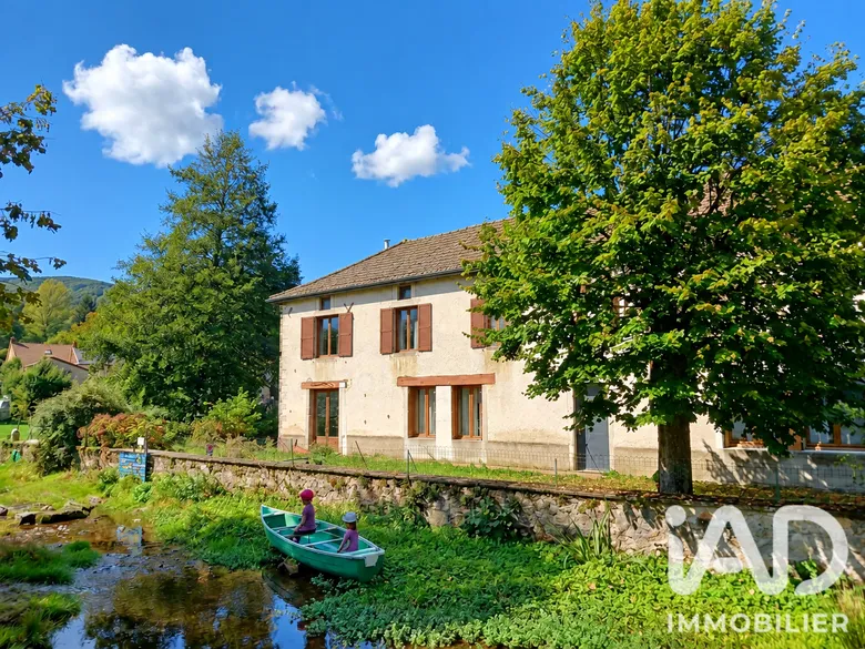 Maison 4 pièces 123 m² · à Saint-Clément · 123 m² · 99 000 €