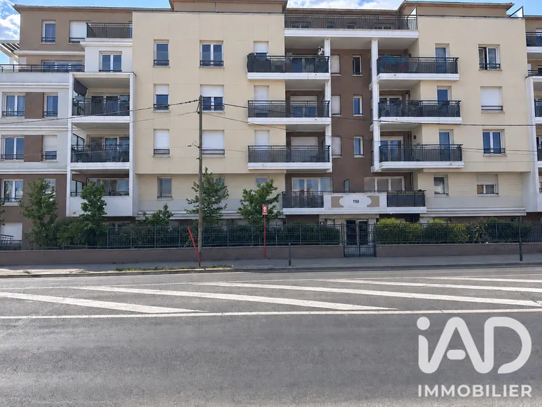 Appartement 2 pièces 41 m² · à Neuilly-sur-Marne · 41 m² · 195 000 €