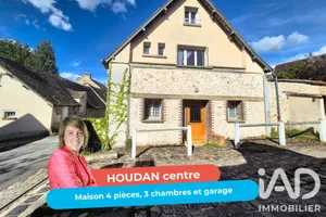 Maison de ville à Houdan (78550)