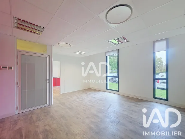 Local commercial 131 m² · à Orvault · 131,1 m² · 298 000 €