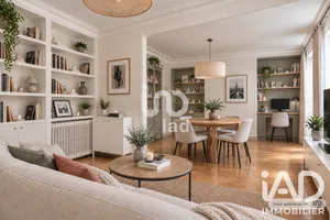 Apartment in Paris (75017)