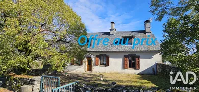 Traditional house in Chaussenac (15700)