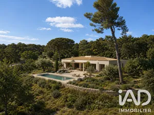 Building plot in Entre-Vignes (34400)