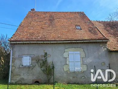 Maison à Châtel-de-Neuvre (03500)