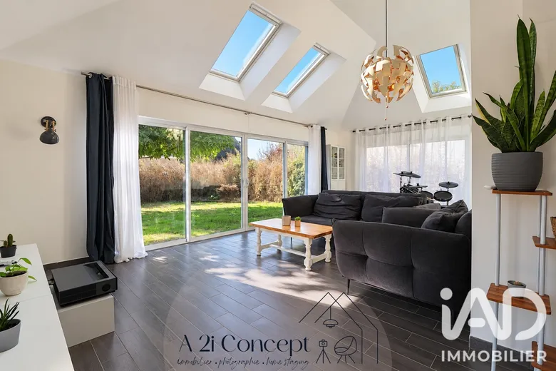 Maison 6 pièces 135 m² · à Grandchamp-des-Fontaines · 135 m² · 419 000 €