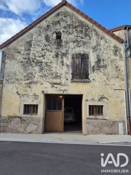 Garage à Cry (89390)