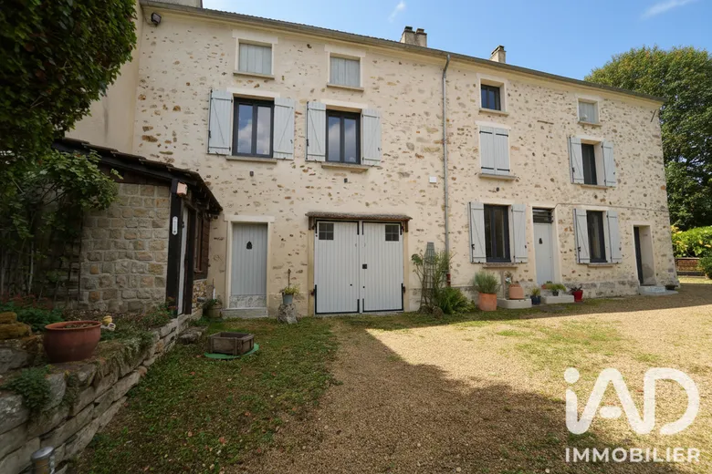 Maison 7 pièces 186 m² · à Pavant · 186 m² · 330 000 €