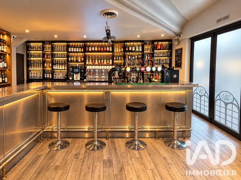 Local commercial 90 m² · à Sens · 90 m² · 486 000 €