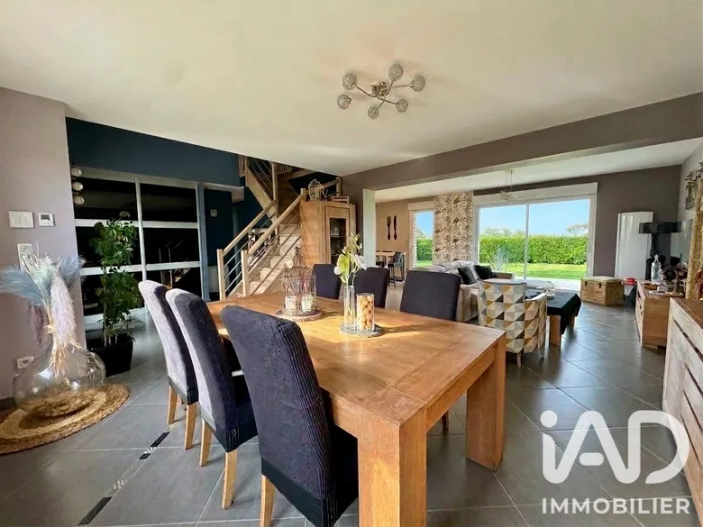 Maison 6 pièces 165 m² · à Pelves · 165 m² · 472 000 €