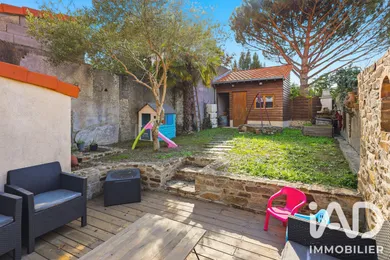 Townhouse in La Montagne (44620)