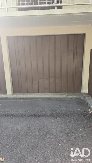 Garage à Sucy-en-Brie (94370)
