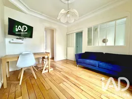 Apartment in Paris (75020)