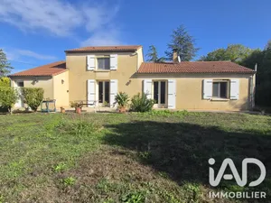 Maison à Séligné (79170)