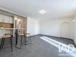 Apartment in Villecresnes (94440)