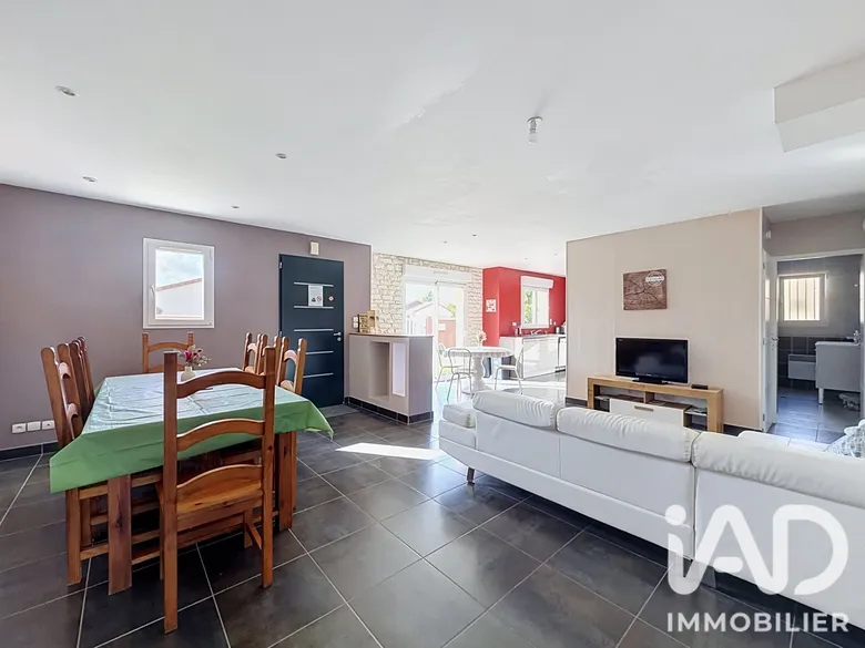 Maison 5 pièces 108 m² · à Avanton · 107,8 m² · 242 000 €