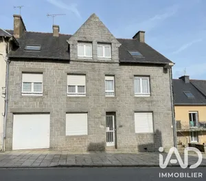 Immeuble à Plémet (22210)