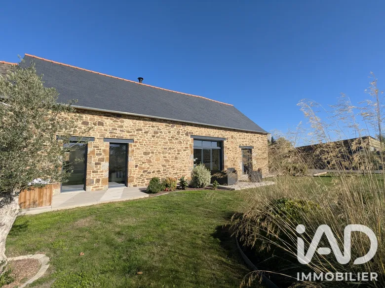 Maison 3 pièces 98 m² · à Saint-Rémy-du-Plain · 98 m² · 252 000 €