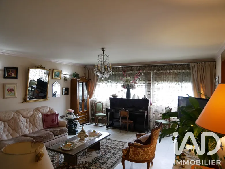 Appartement 6 pièces 119 m² · à Sarcelles · 119,4 m² · 185 000 €