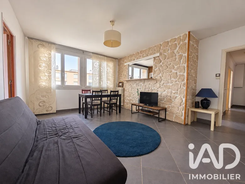 Appartement 4 pièces 67 m² · à Grenoble · 67,4 m² · 135 000 €