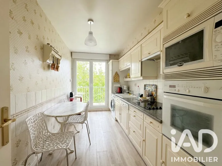 Appartement 3 pièces 74 m² · à Orsay · 73,5 m² · 310 000 €