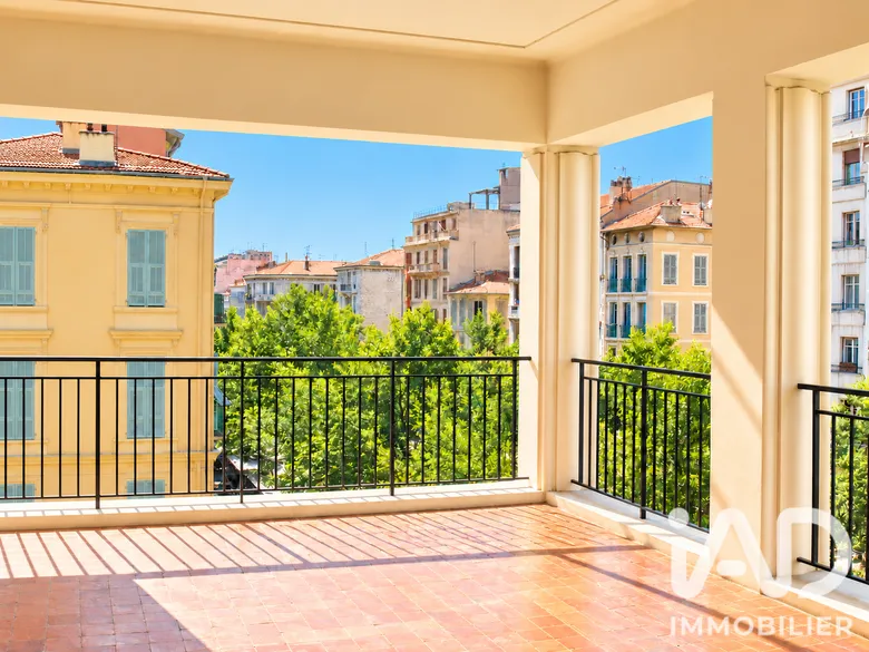 Appartement 3 pièces 83 m² · à Nice · 82,8 m² · 540 000 €